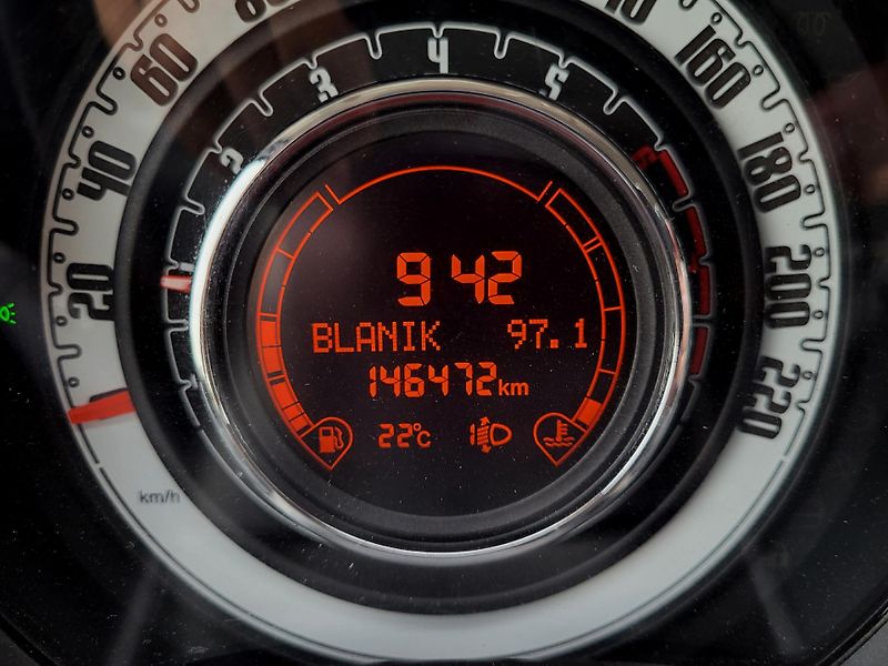 Fiat 500 1.2 i 8V 51kW CABRIO - fotka 11 z 35