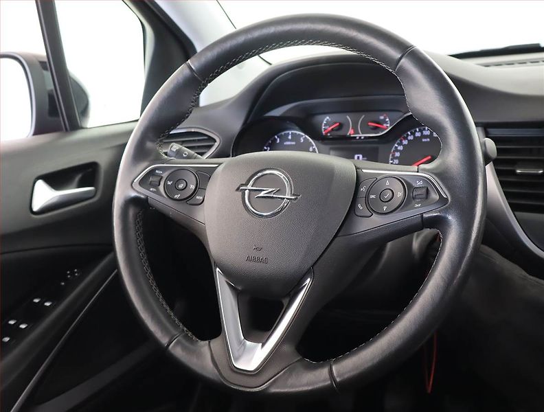 Opel Crossland X (2024) 1.2 Turbo, ČR,1.maj - fotka 14 z 20