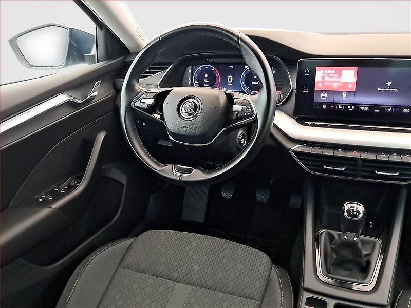 Škoda Octavia (2021) Ambition Plus 2.0 TDI, ČR - fotka 7 z 18