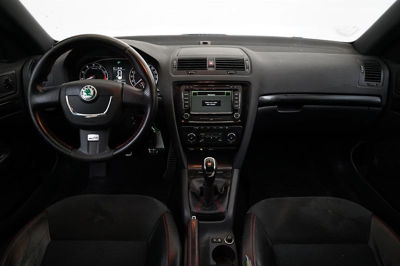 Škoda Octavia - fotka 5 z 24