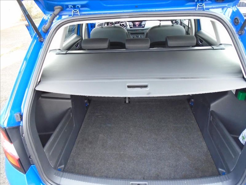 Škoda Fabia 1,0 - fotka 14 z 26
