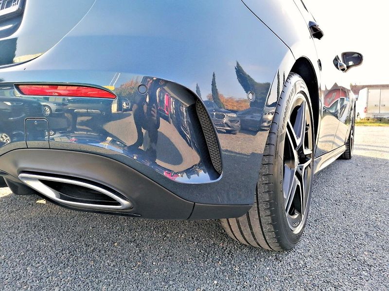 Mercedes-Benz Třídy A (2020) 2.0 200D AMG Line 110kW 9G - fotka 38 z 46