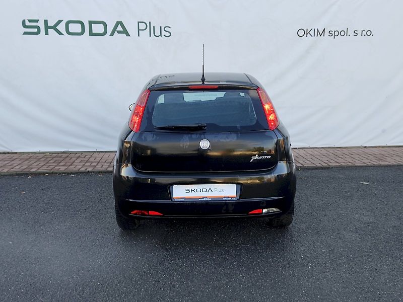Fiat Punto (2008) 1.2 48Kw - fotka 27 z 28