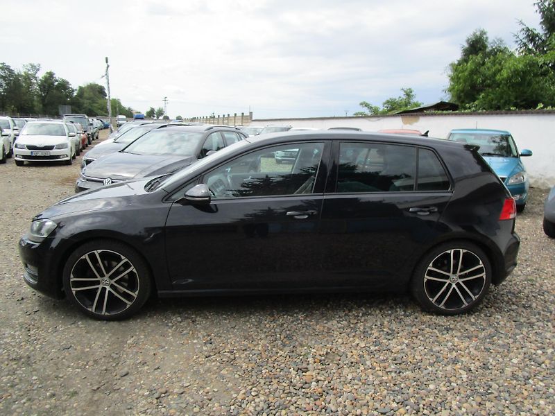 Volkswagen Golf - fotka 3 z 26