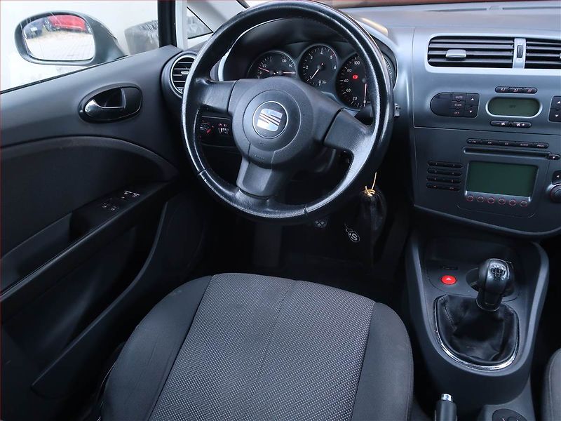 Seat Leon (2006) 1.9 TDI, Eko.zaplacen, po STK - fotka 7 z 14