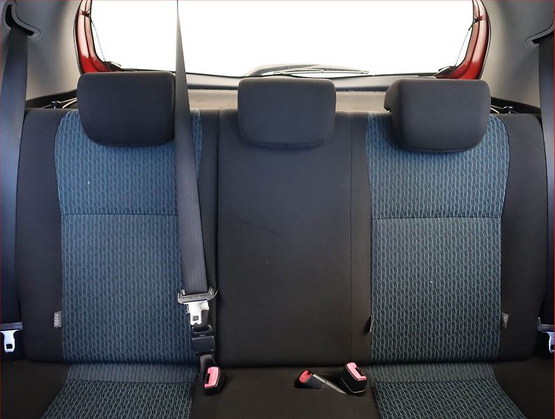 Toyota Yaris (2011) 1.0 VVT-i, Serv.kniha - fotka 10 z 15