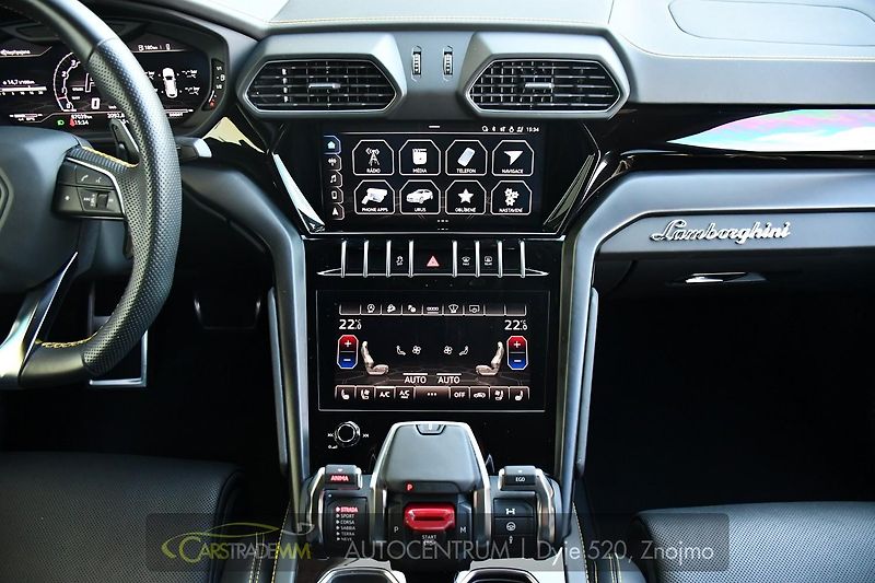 Lamborghini Urus 4.0 V8 ZÁRUKA - fotka 22 z 62