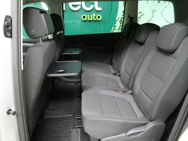 Volkswagen Sharan - fotka 24 z 26