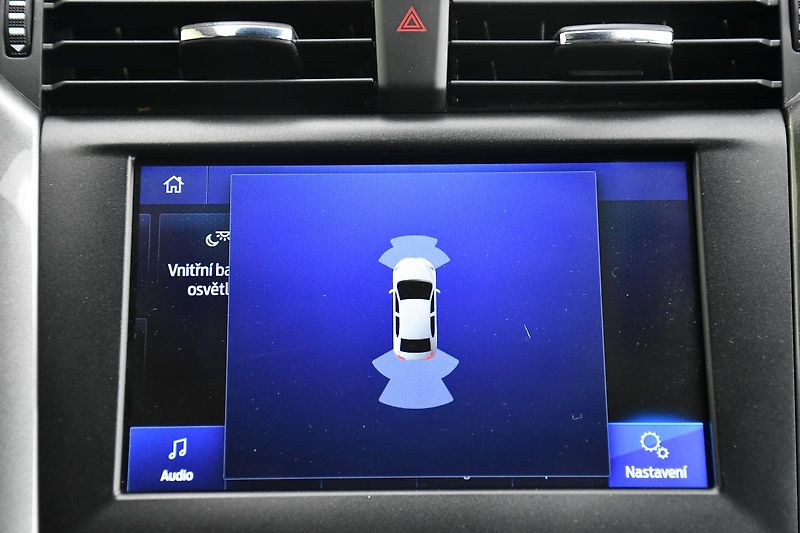 Ford Mondeo 2.0TDCi 110kW CARPLAY TITANIUM - fotka 34 z 42