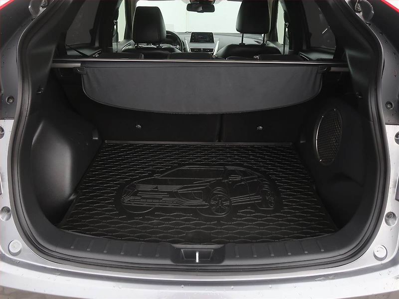 Mitsubishi Eclipse Cross (2018) 1.5 T-MIVEC, 4X4, Automat - fotka 14 z 18