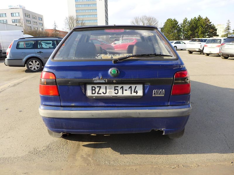 Škoda Felicia 1.3 MPI  REZERVACE - fotka 5 z 20