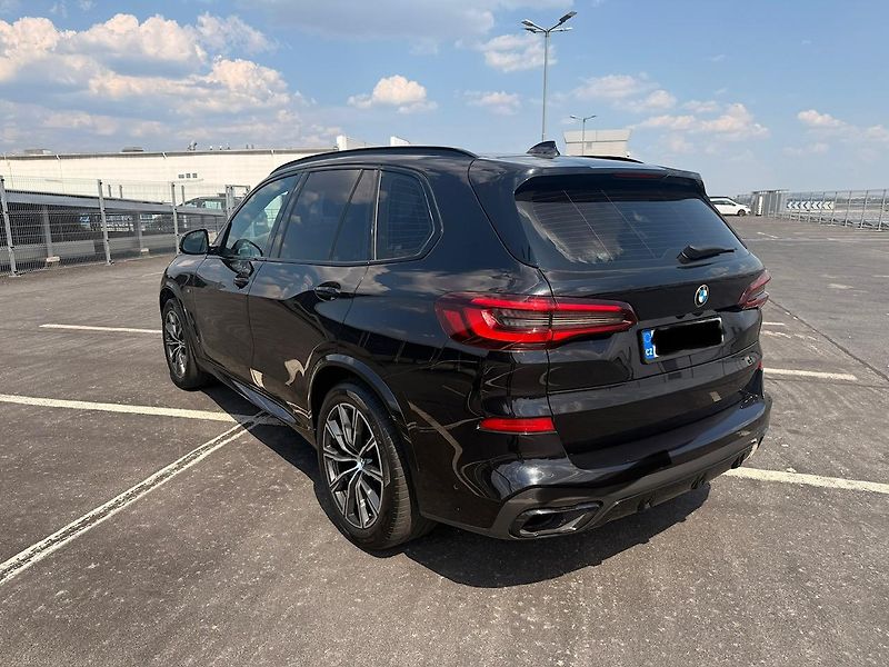 BMW X5 (2020) - fotka 5 z 13