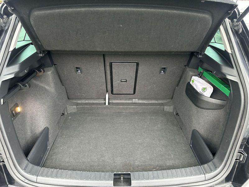 Škoda Karoq (2020) 2.0 TDI Style - fotka 26 z 28