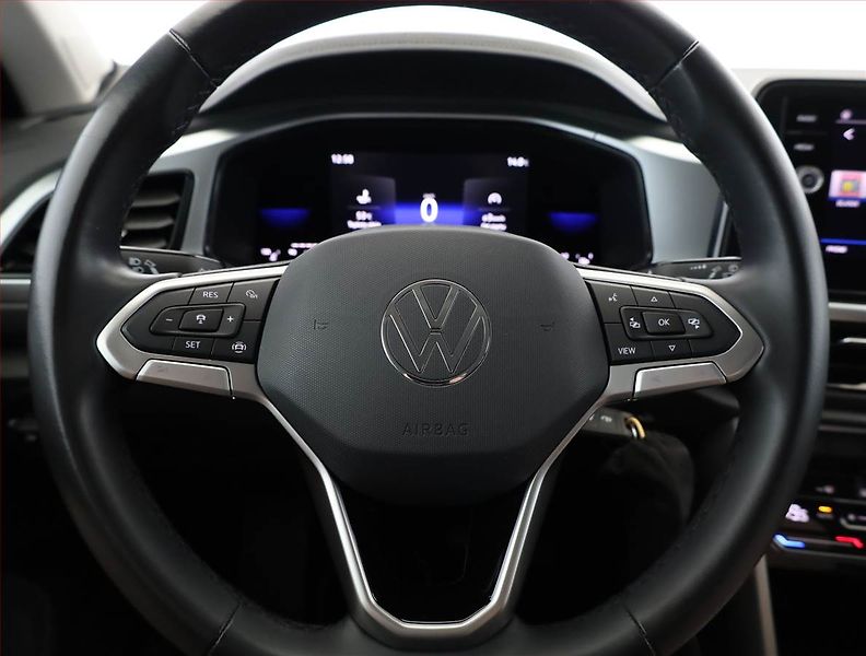 Volkswagen T-Roc (2022) Maraton Edition 1.5 TSI - fotka 8 z 18