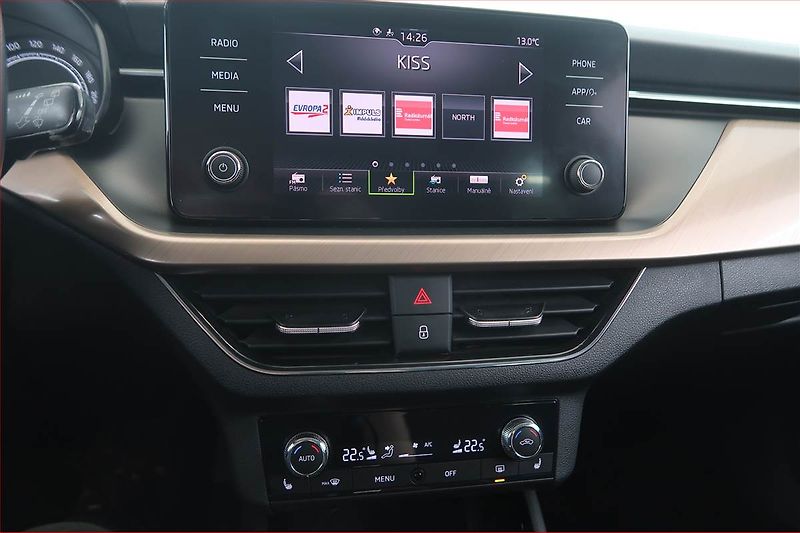 Škoda Scala (2019) 1.5 TSI, Automat, Serv.kniha - fotka 12 z 18