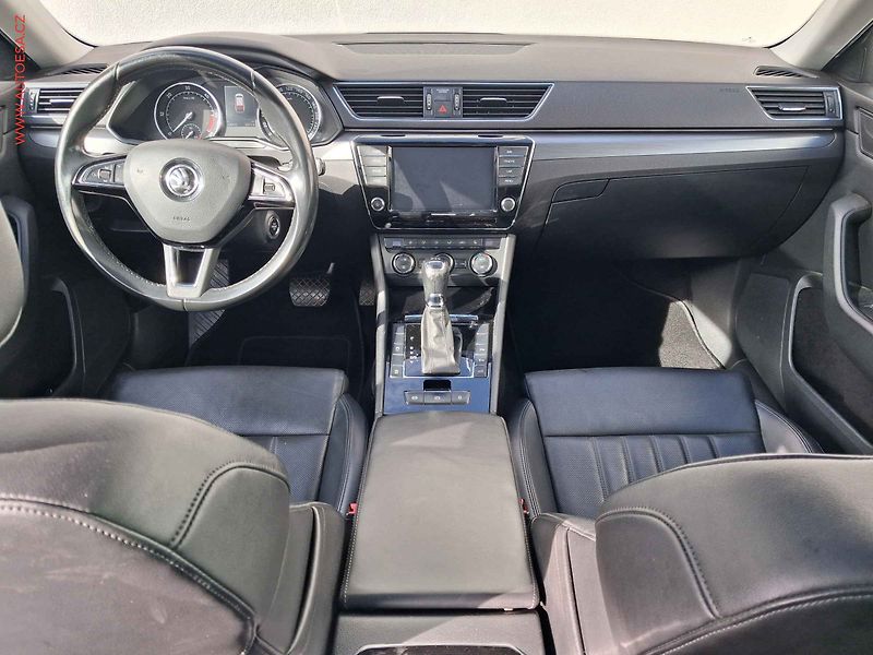 Škoda Superb (2016) 2.0 TDI, 2.maj, Style, DSG - fotka 8 z 16