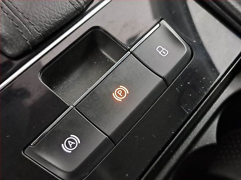 Škoda Superb (2020) Laurin&Klement 2.0 TDI - fotka 19 z 21