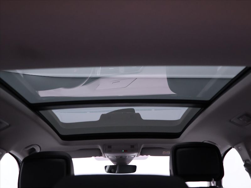 Volkswagen Tiguan Allspace 2,0 TSI 140kW DSG 4M Kůže DPH - fotka 31 z 38