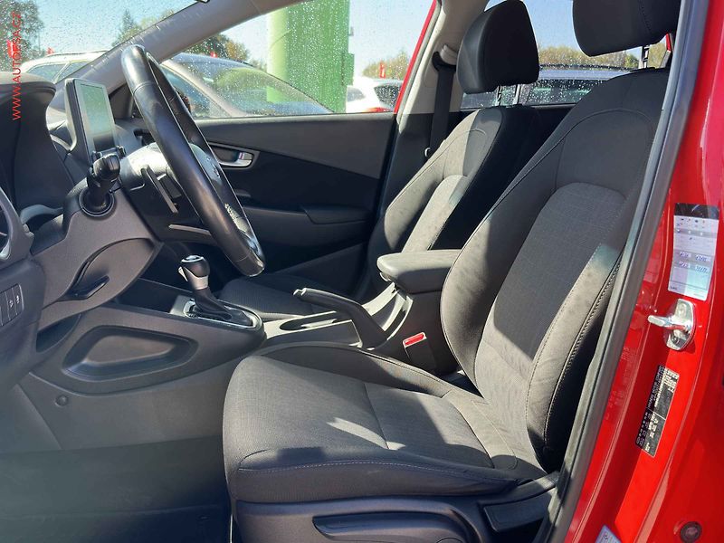 Hyundai Kona (2021) 1.0 T-GDi, ČR, Automat - fotka 9 z 19
