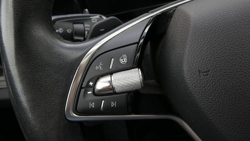 Škoda Kodiaq Exclusive Selection 142 kW 4x4 - fotka 12 z 30