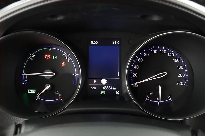 Toyota C-HR (2023) 1.8 Hybrid - fotka 9 z 20