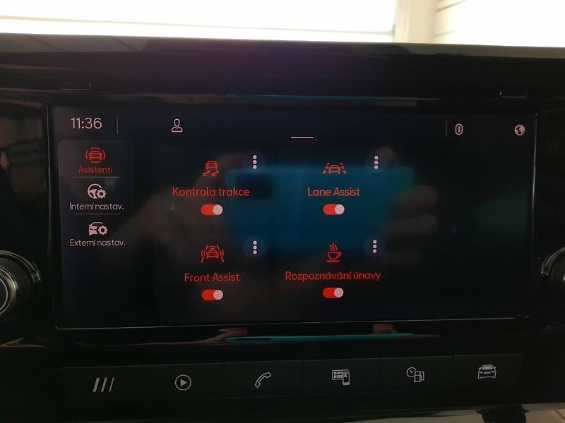 Seat Arona (2022) XPERIENCE 1.0 TSI (81kW/110k) - fotka 17 z 23