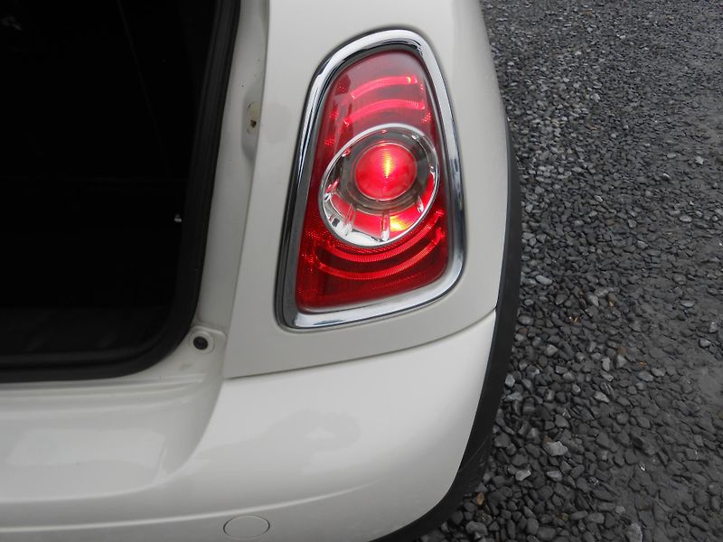 Mini One 1.6i, KLIMA,110TKM - fotka 19 z 34