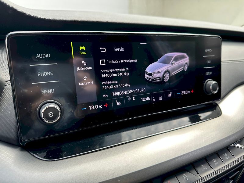 Škoda Octavia (2023) 2.0 TDI 85kW Ambition Combi - fotka 16 z 21