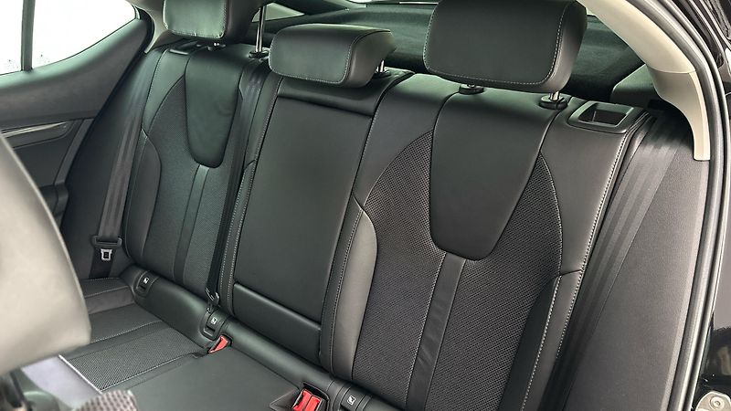 Škoda Octavia 2.0 TDI DSG Style - fotka 16 z 29