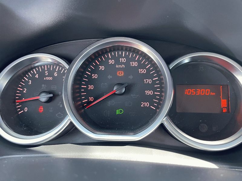 Dacia Sandero (2018) 1.0 SCe,54kW,ČR,Klima - fotka 14 z 28