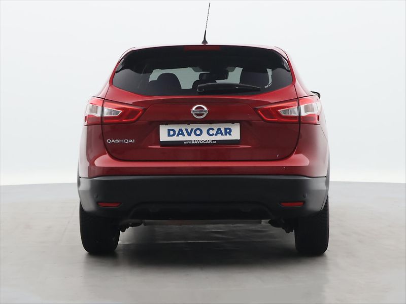 Nissan Qashqai 1,2 DIG-T 85 kW N-Connecta - fotka 6 z 31