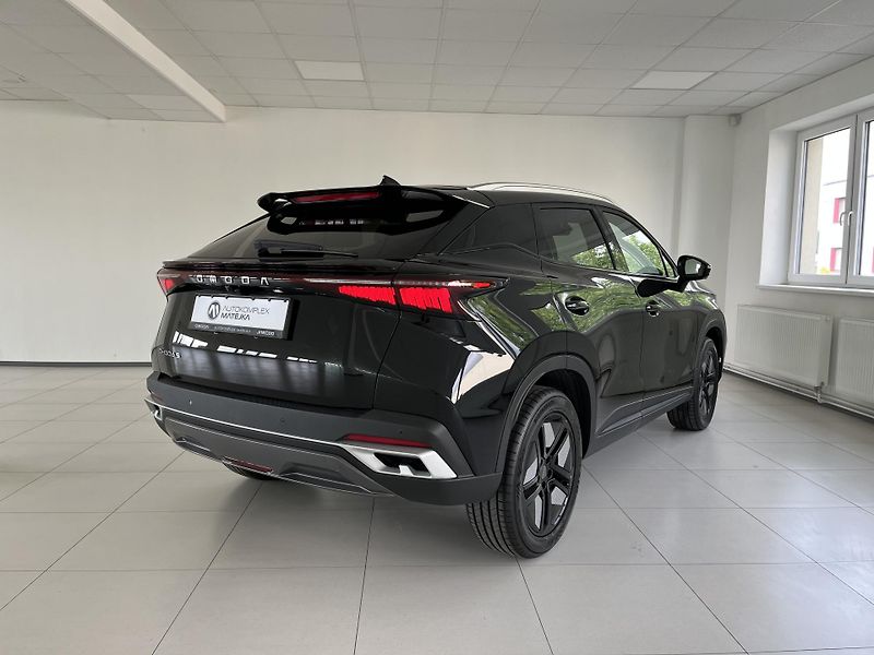 Omoda 5 (2025) 1.6 TGDI PREMIUM - fotka 8 z 15