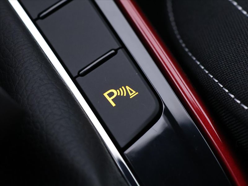 Škoda Fabia 1,0 TSI DSG Monte Carlo 1.maj - fotka 35 z 45
