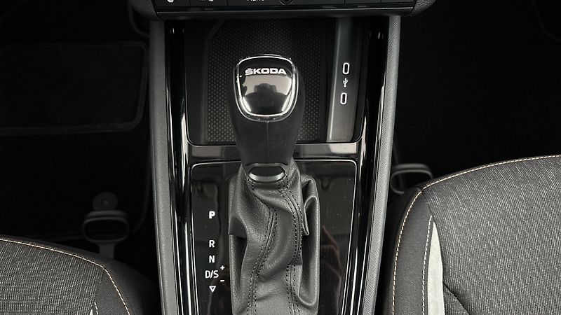 Škoda Scala 1.5 TSI DSG Style - fotka 23 z 26