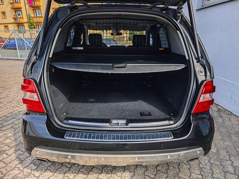Mercedes-Benz Třídy M (2006) 320CDi 4Matic AirMatic nové ČR - fotka 6 z 47