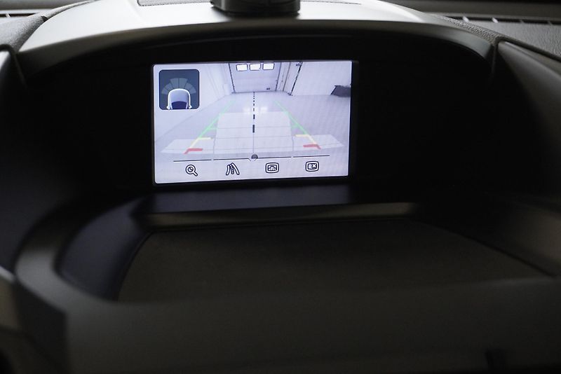 Ford Kuga 2.0 TDCI 132kW TITANIUM 4X4 - fotka 18 z 32