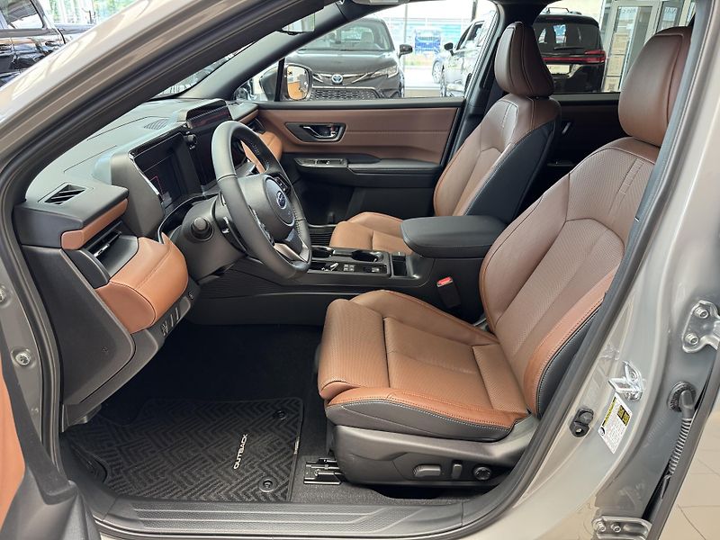 Subaru Outback 2,4T Premier XT - fotka 9 z 58