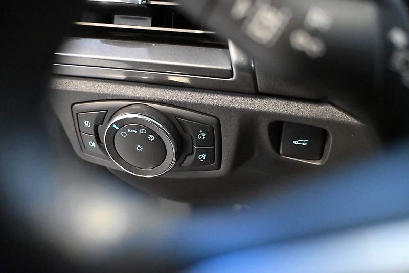 Ford Mondeo (2020) 2.0 LED ACC SONY 8AT ECOBLUE T - fotka 20 z 36