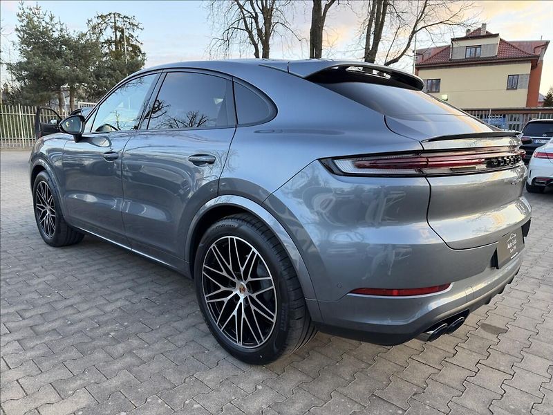 Porsche Cayenne E3 II Coupe Black Edition - fotka 7 z 37
