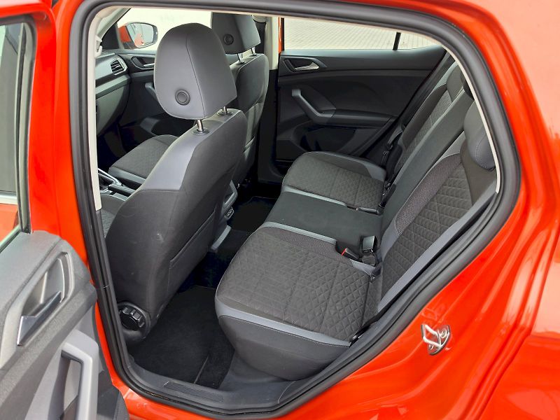 Volkswagen T-Cross (2019) 1,0 TSi 85kW 6MAN - fotka 18 z 26