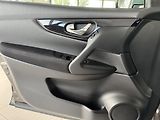 Nissan Qashqai 1,2DIG-T*Navi*Kamera*Tažné*ČR - náhled 27
