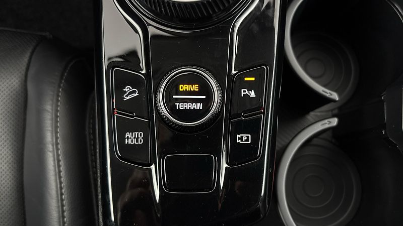 Kia Sportage 1.6 T-GDI Hybrid AUT 4x4 Top - fotka 25 z 31