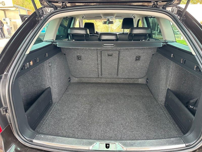 Škoda Superb (2014) 2.0TDi PRAVIDELNÝ SERVIS - fotka 19 z 19