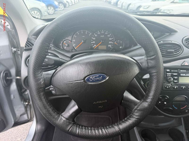 Ford Focus (2003) 1.6 16V, ČR, AC - fotka 12 z 15