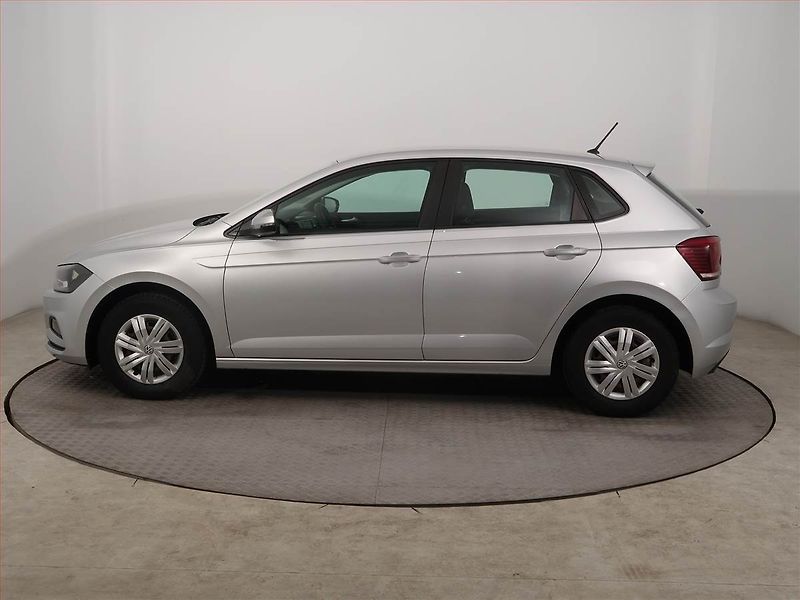 Volkswagen Polo (2018) 1.0, Tempomat - fotka 3 z 13