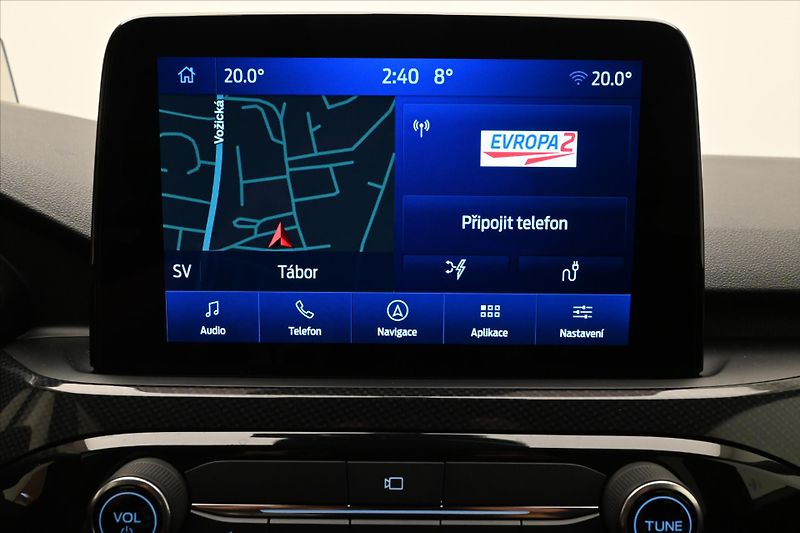 Ford Kuga 2,5 PLUG-IN 112 kW ST-LINE Zár - fotka 19 z 32
