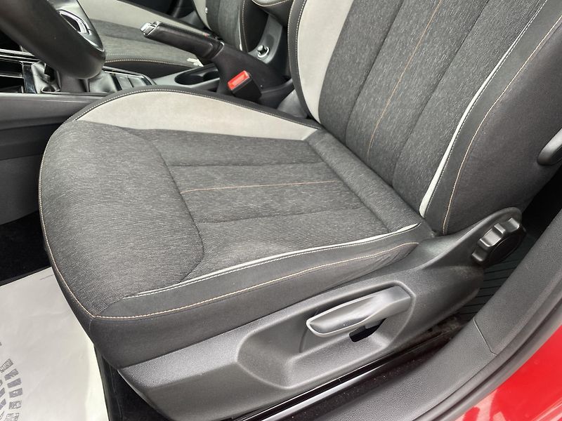 Škoda Scala 1.0i G-TEC STYLE CZ DPH LED 1A - fotka 96 z 156