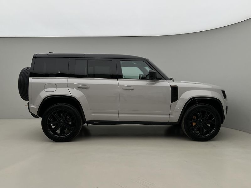 Land Rover Defender (2026) 110 P635 OCTA AWD AUT - fotka 7 z 69