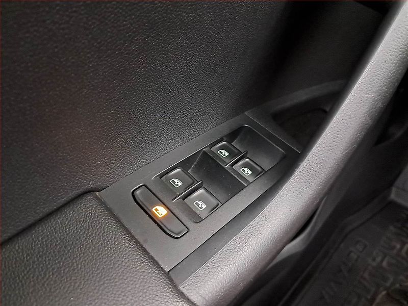 Škoda Octavia (2017) RS 2.0 TDI 4x4 DSG, 4X4 - fotka 21 z 22