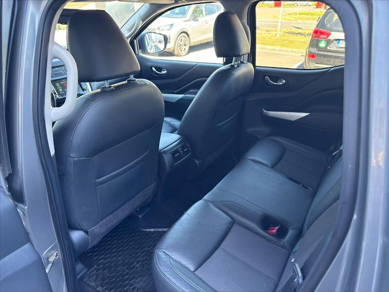 Nissan Navara 2,3 dCi - fotka 26 z 28